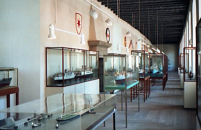 4220-025.jpg