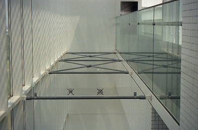 83-47-011.jpg