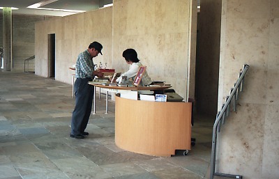 0570-021.jpg