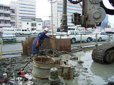 2005032834.jpg